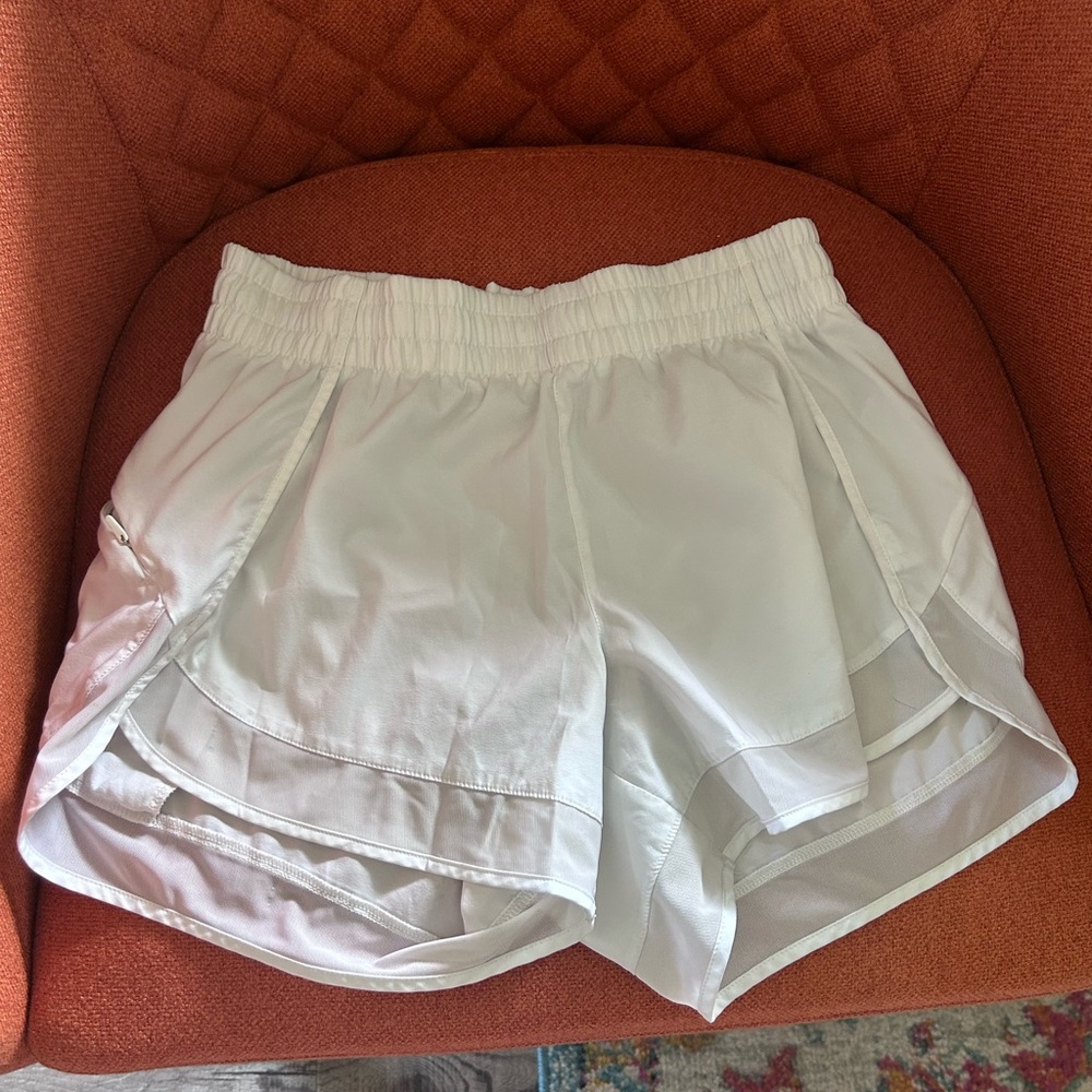 Women’s Athleta XS white shorts.